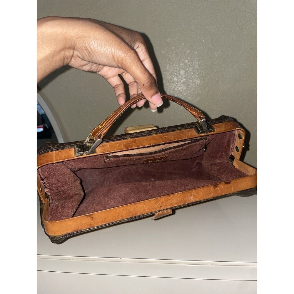 LOUIS VUITTON Antique Monogram Doctor Bag RARE Vintage - Picture 11 of 15